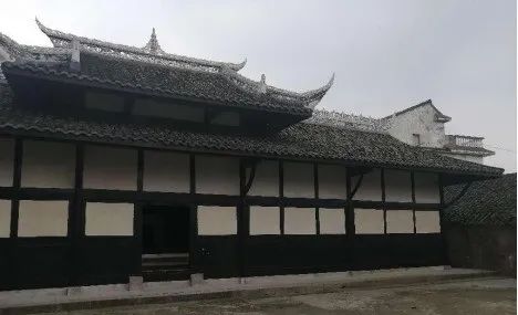 中國工農紅軍長征勝利紀念館暨中共川南特委會議會址（余家祠）修繕保護和布展